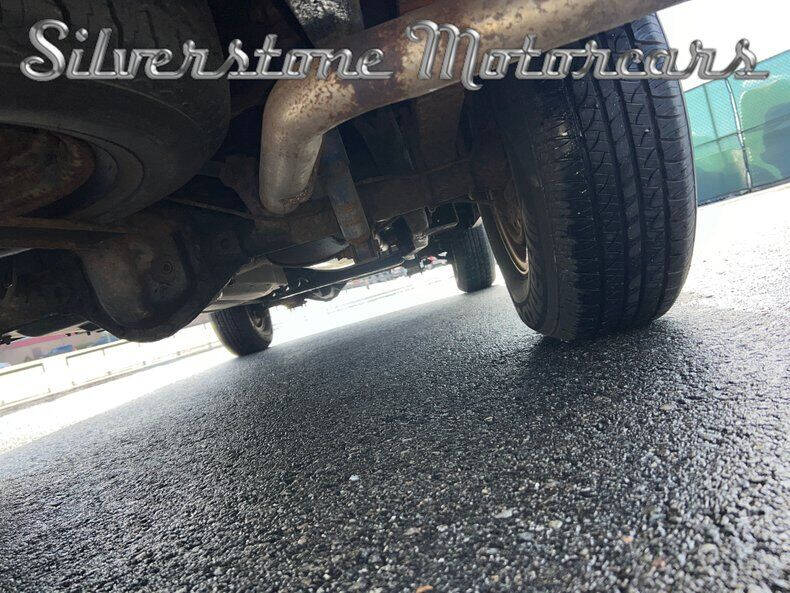 1989 Jeep Grand Wagoneer