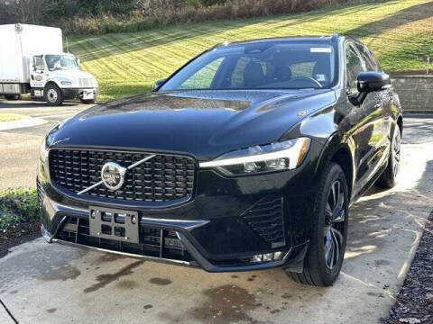 2025 Volvo XC60 B5 Plus Dark Theme
