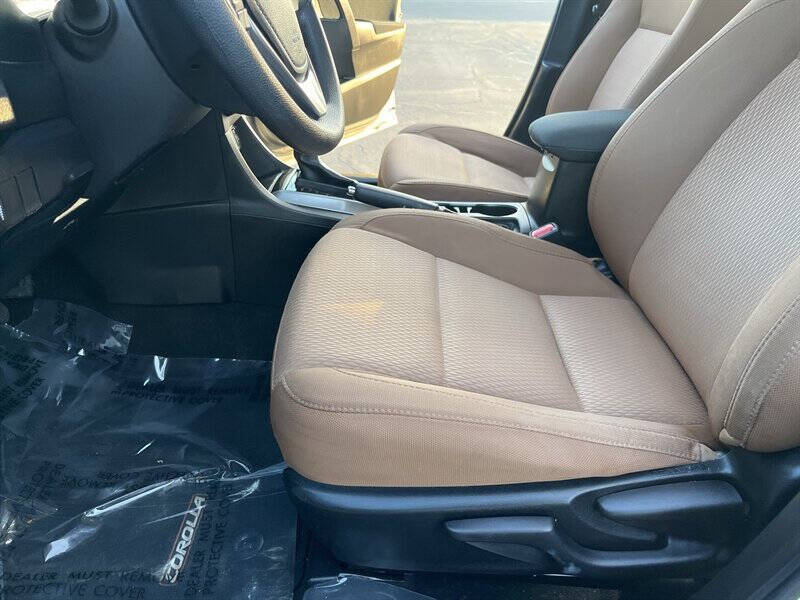 2016 Toyota Corolla LE