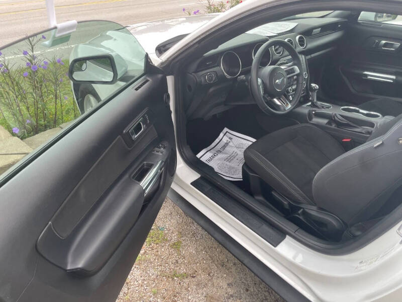 2019 Ford Mustang EcoBoost