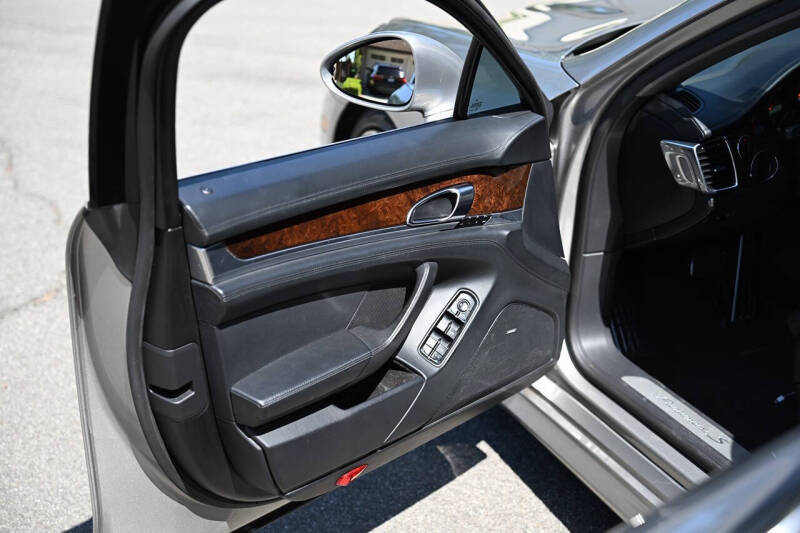 2010 Porsche Panamera S