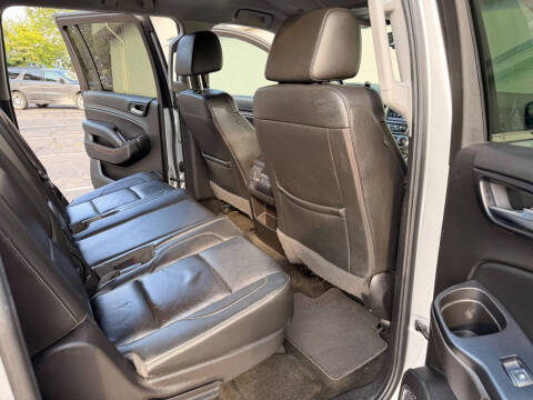 2017 Chevrolet Suburban LT