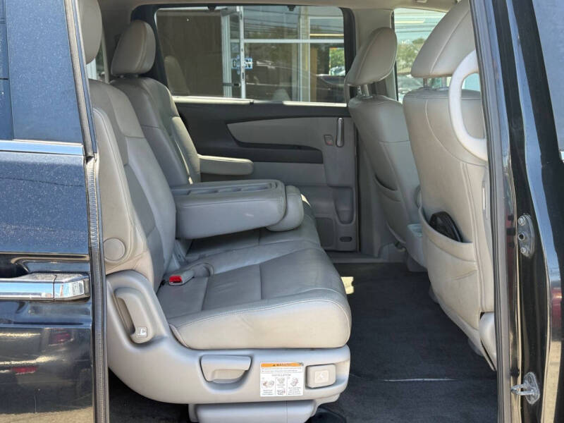 2011 Honda Odyssey EX-L w/DVD