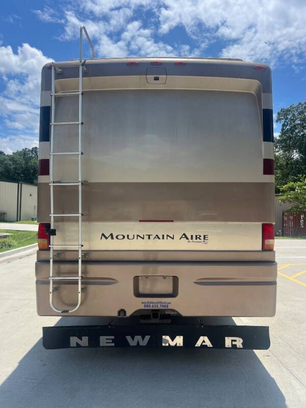 2002 Workhorse W22