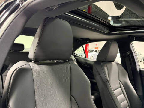 2016 Lexus IS 300