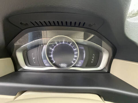 2016 Volvo XC70 T5 Premier