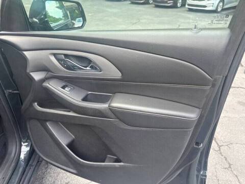 2018 Chevrolet Traverse LT Cloth