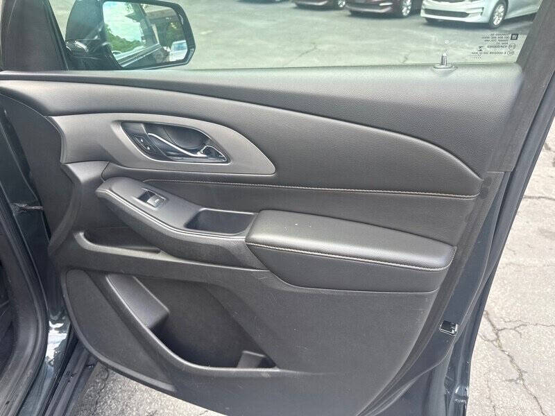 2018 Chevrolet Traverse LT Cloth