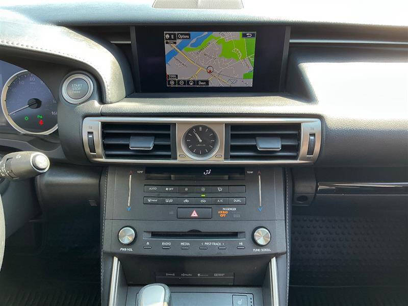 2016 Lexus IS 200t