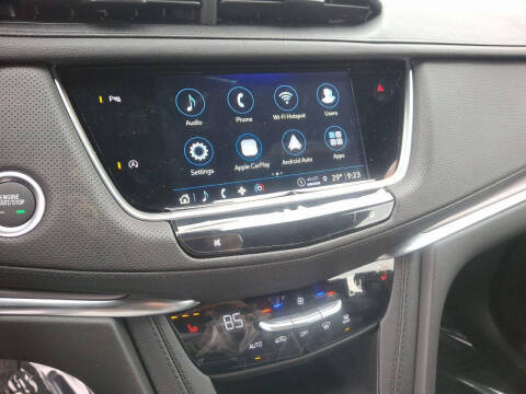 2025 Cadillac XT5 Luxury