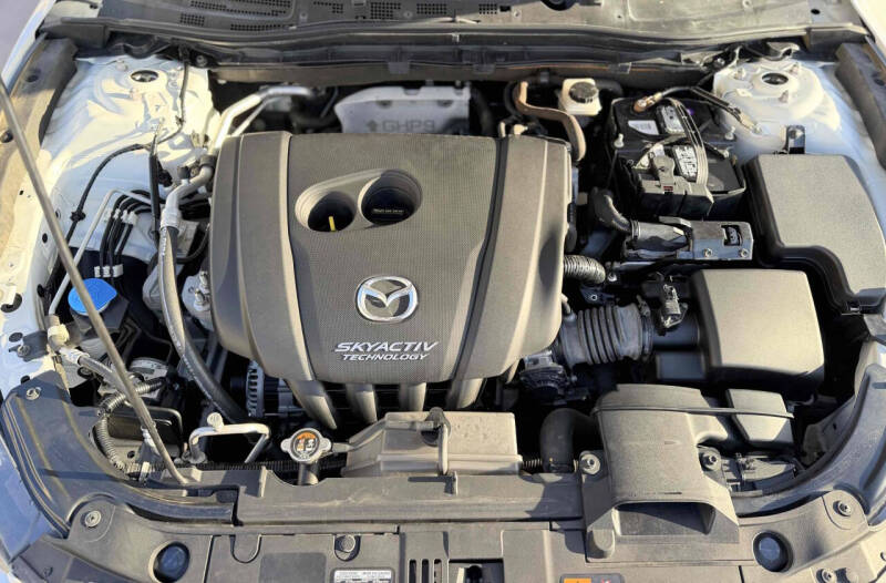 2016 Mazda MAZDA3 i Touring