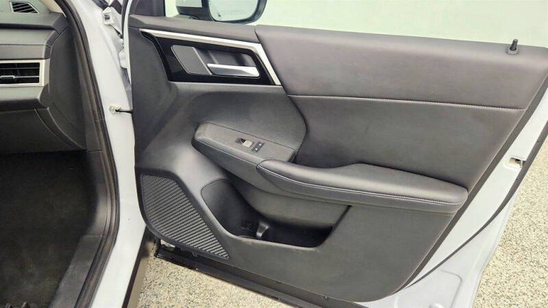 2024 Mitsubishi Outlander