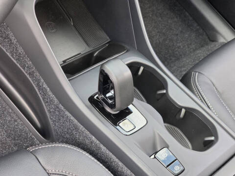 2026 Volvo XC40 B5 Core