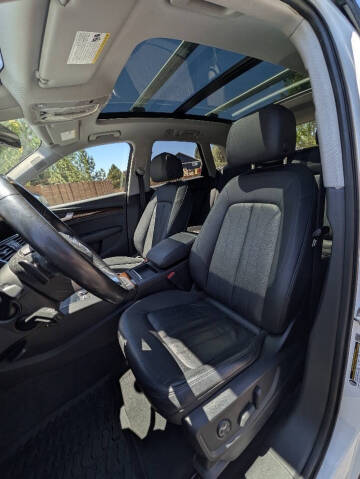 2018 Audi Q5 2.0T quattro Premium Plus