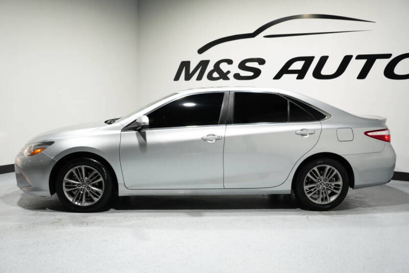 2016 Toyota Camry SE