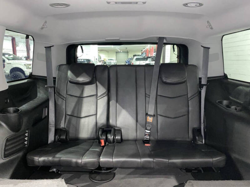 2020 Cadillac Escalade Luxury