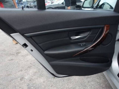 2013 BMW 3 Series 328i