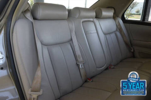 2011 Cadillac DTS Luxury Collection