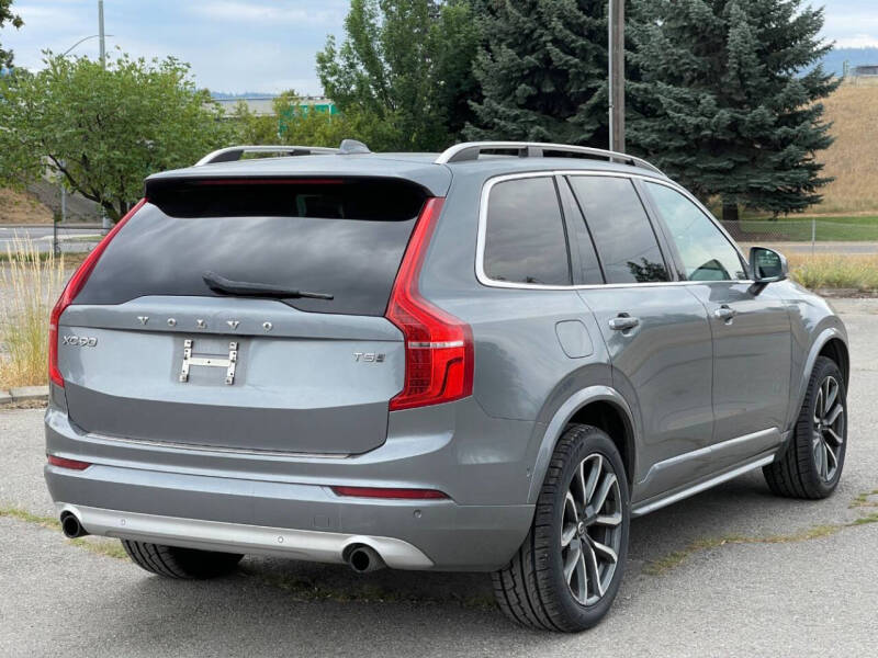 2018 Volvo XC90 T5 Momentum 7-Passenger