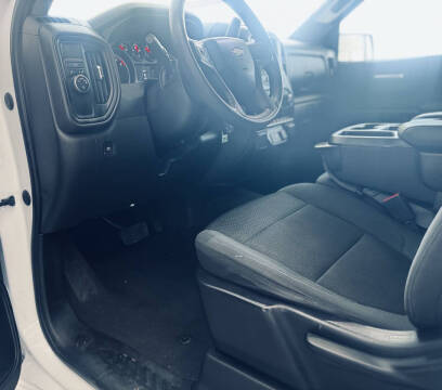 2021 Chevrolet Silverado 1500 Custom