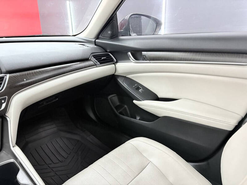 2018 Honda Accord Touring