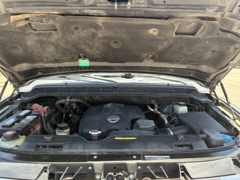 2011 Nissan Armada Platinum