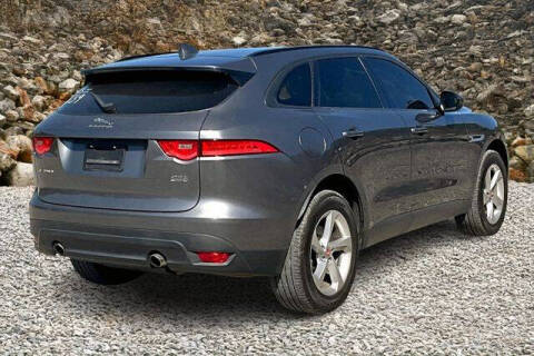 2018 Jaguar F-PACE 25t Premium