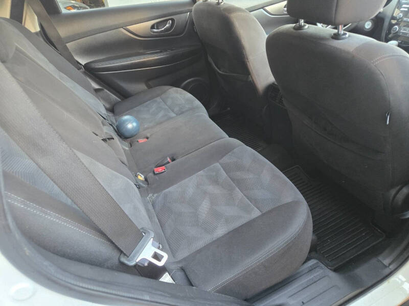 2016 Nissan Rogue S