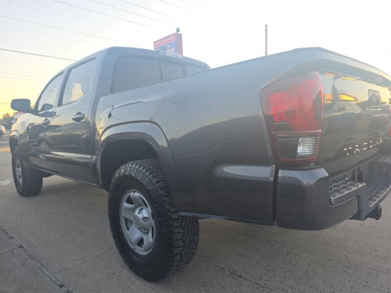 2018 Toyota Tacoma SR