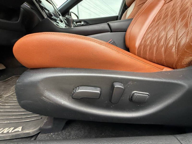 2019 Nissan Maxima Platinum