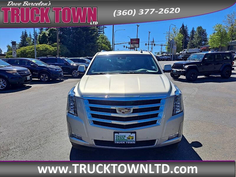 2016 Cadillac Escalade ESV Luxury Collection