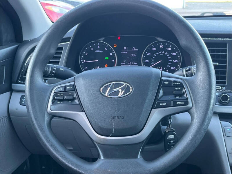2017 Hyundai Elantra