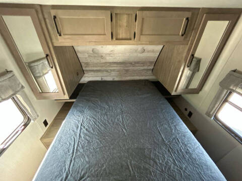 2023 Forest River 28BHHSS2B