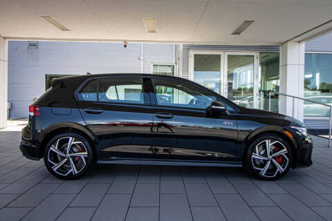 2026 Volkswagen Golf GTI SE