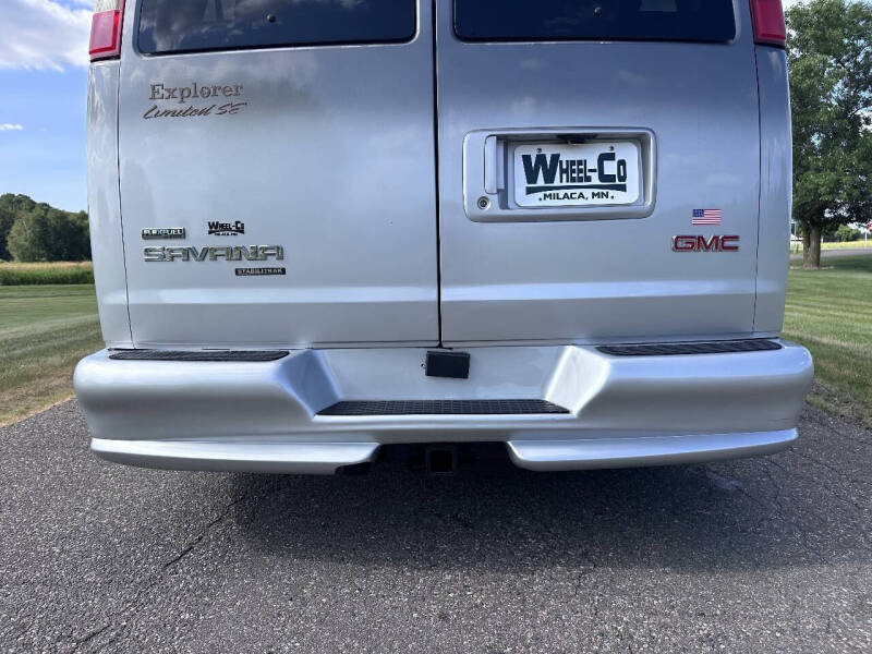 2010 GMC Savana