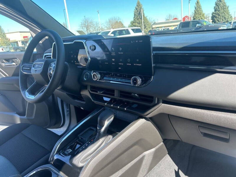 2024 GMC Canyon Elevation