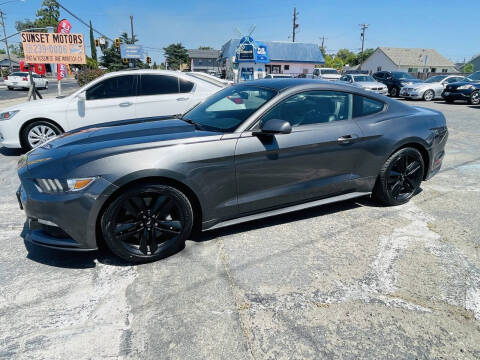 2015 Ford Mustang EcoBoost Premium