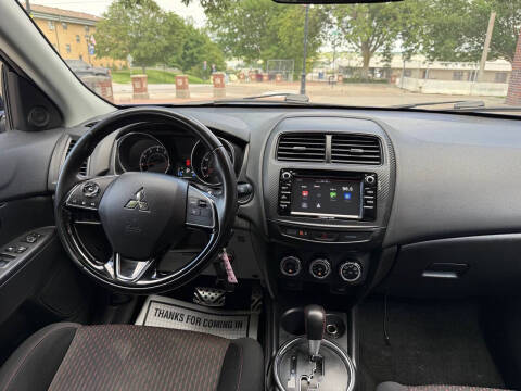 2017 Mitsubishi Outlander Sport LE