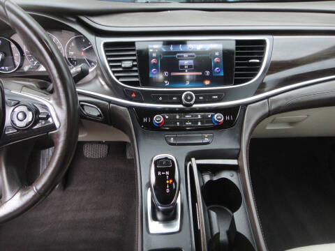 2017 Buick LaCrosse Essence