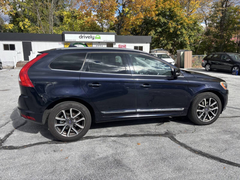 2017 Volvo XC60 T6 Dynamic