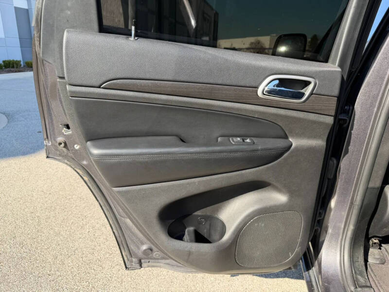 2018 Jeep Grand Cherokee Altitude