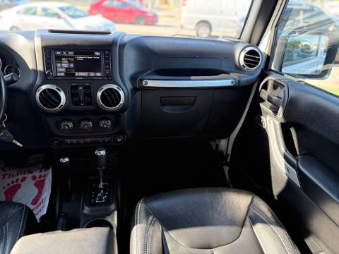 2017 Jeep Wrangler Unlimited Sahara