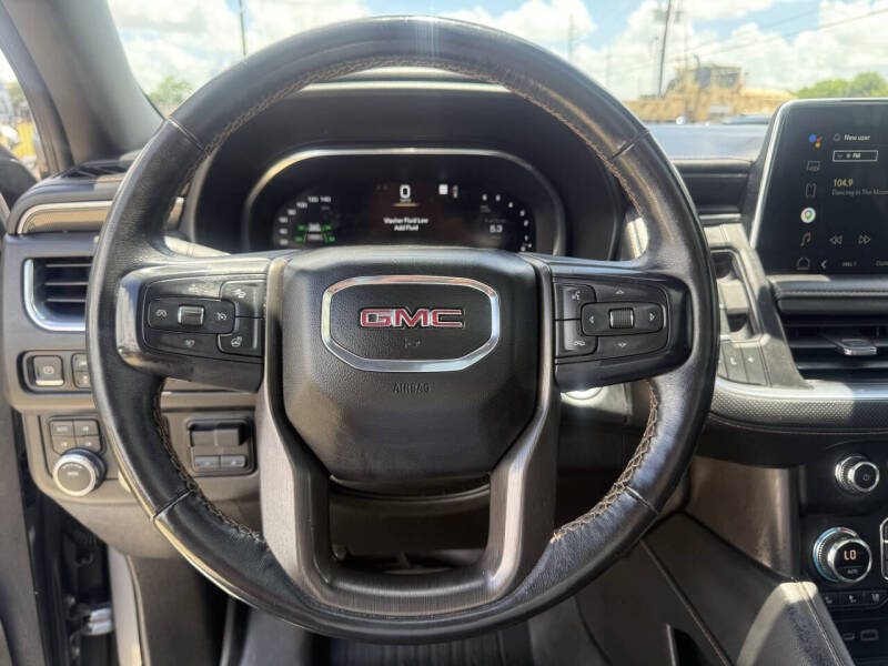 2022 GMC Yukon XL AT4