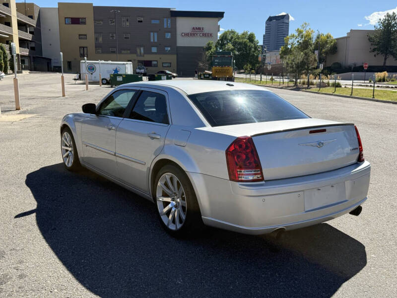 2009 Chrysler 300 SRT-8