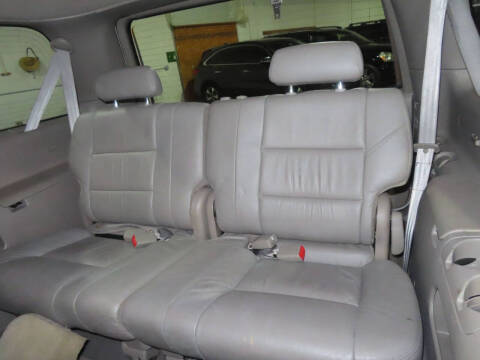 2005 Toyota Sequoia Limited