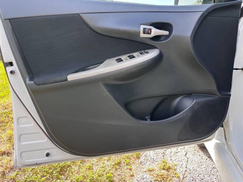 2011 Toyota Corolla S