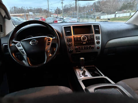 2014 Nissan Armada SV