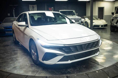 2024 Hyundai Elantra SE