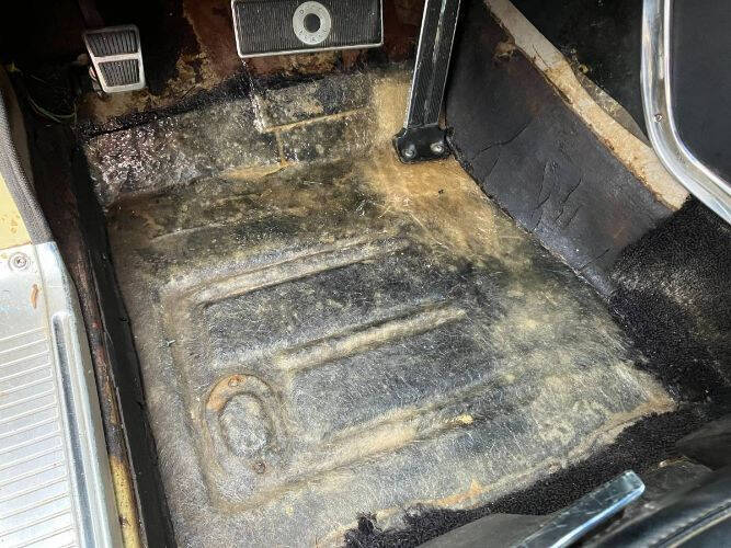 1966 Ford Thunderbird