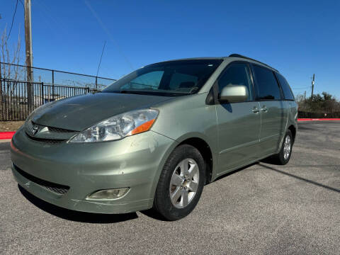 2008 Toyota Sienna for sale at Zoom ATX in Austin TX